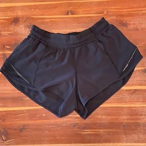 Lululemon Hotty Hot Shorts 2.5” inseam